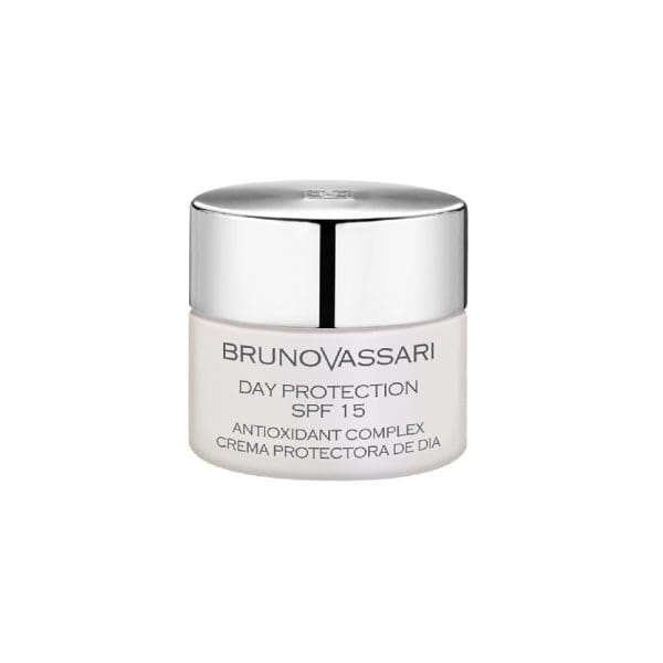 White Day Protection SPF15 – Kem đặc trị trắng da ban ngày SPF15